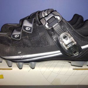 Pearl Izumi Bike Shoes size 12 with pedals
